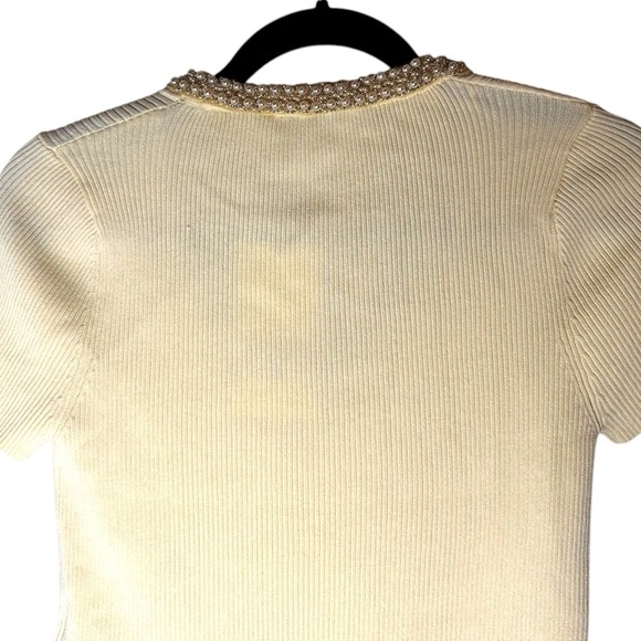 Zara Women's Pale Yellow Ribbed Tee With Pearl Embellished Neckline- Large - Picture 8 of 13